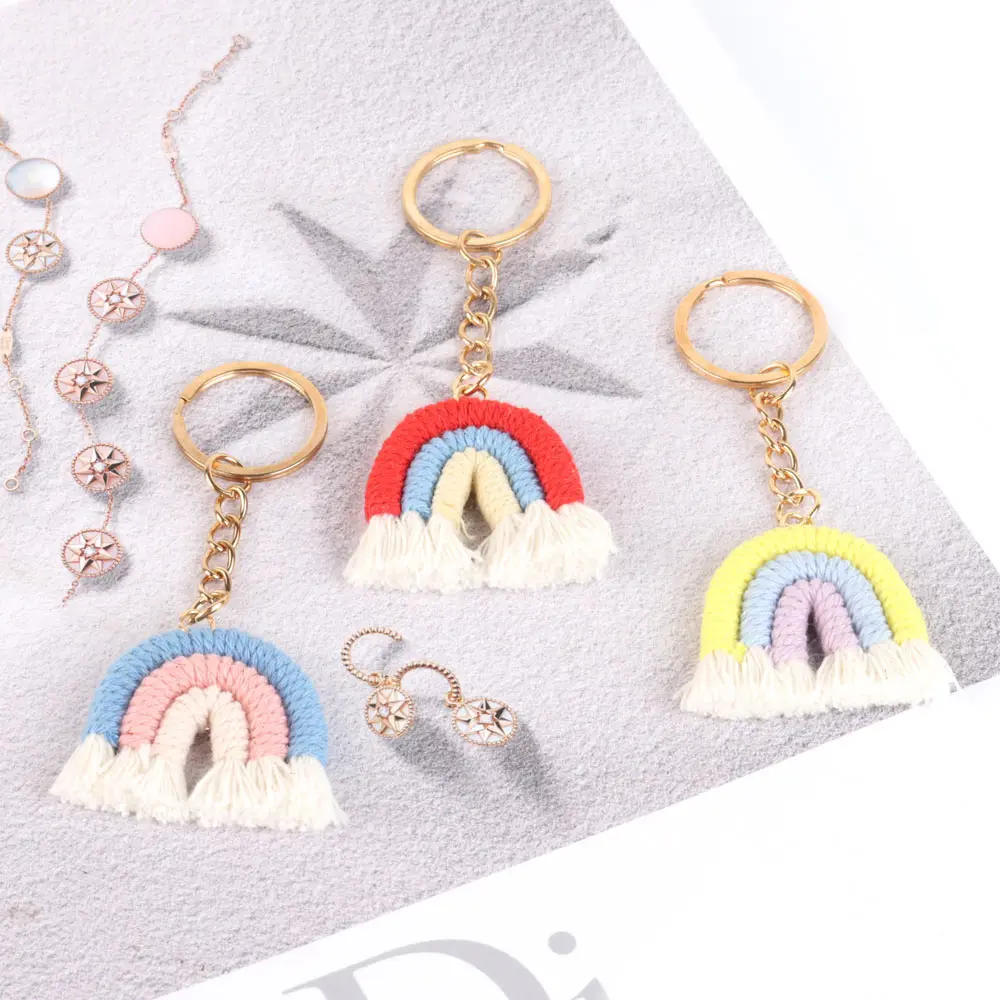 Schöne Regenbogen Quasten Schlüsselbund Für Frauen Mädchen Nette Hand Gestrickte Schlüssel Ring Anhänger Handtasche Zubehör Schlüssel Kette Schmuck