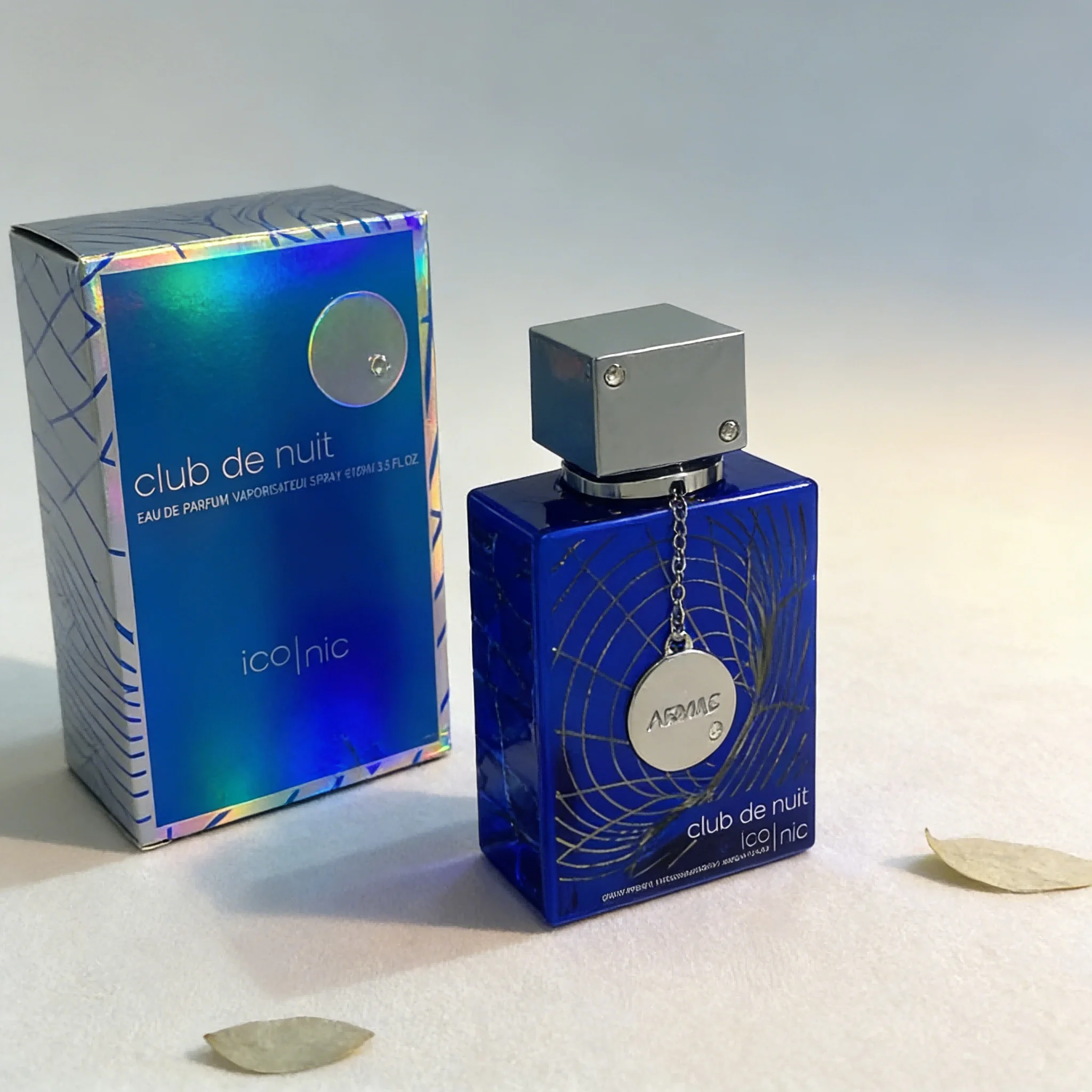

ARMAF Club De Nuit Iconic Unisex Perfume - Cool Marine & Woody Notes, Ideal Gift for Any Occasion.