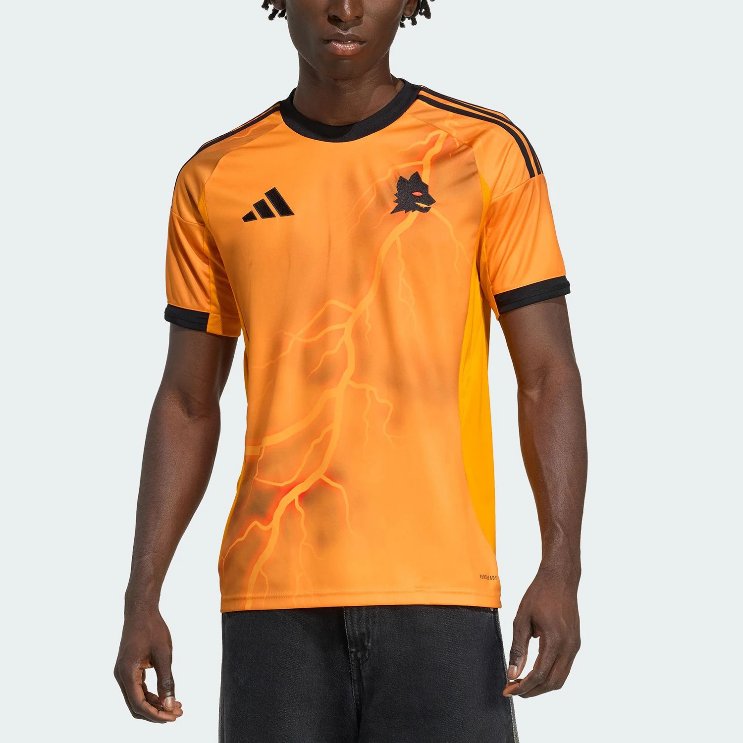 

Оригинальная осенняя мужская спортивная футболка Adidas с круглым вырезом и короткими рукавами JJ4187