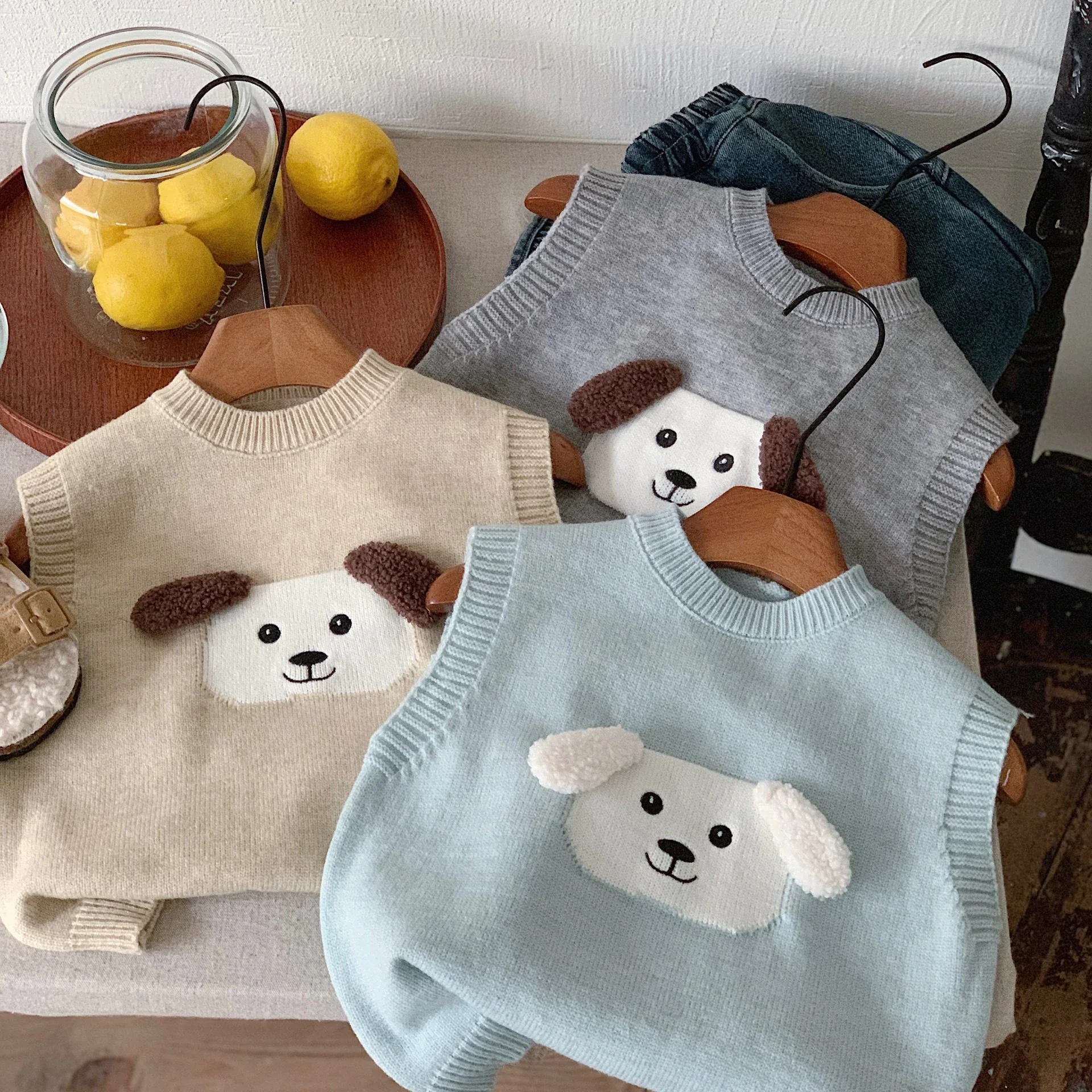New Product Children's Clothing Boys and Girls Fashion Tank Top Children's Sweater Kids Vest Winter Cute Dog Knitted Sweater