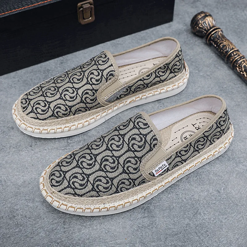 Summer New Shoes for Men Canvas Casual Shoes Trend Print Breathable Slip-on Loafers Cool Flat Fisherman Shoes