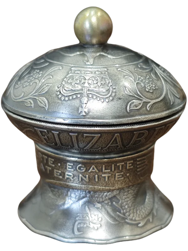 chandelier-creatif-fait-a-la-main-decoration-d'un-couronne-vintage-cadeau-haut-de-gamme-petit-ornement-bijoux-uniques-pour-la-mode