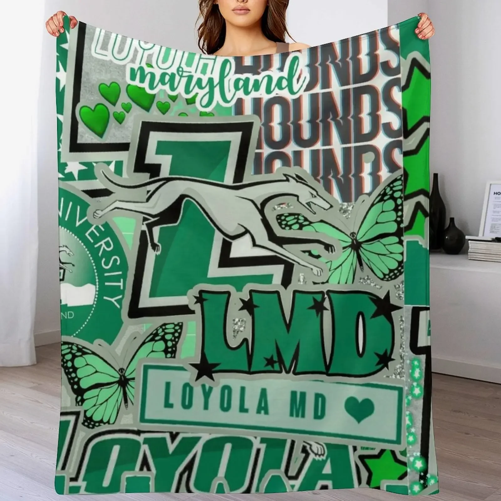 

Loyola University Maryland Collage Throw Blanket Soft Sherpa Fleece Warm Blanket for Winter