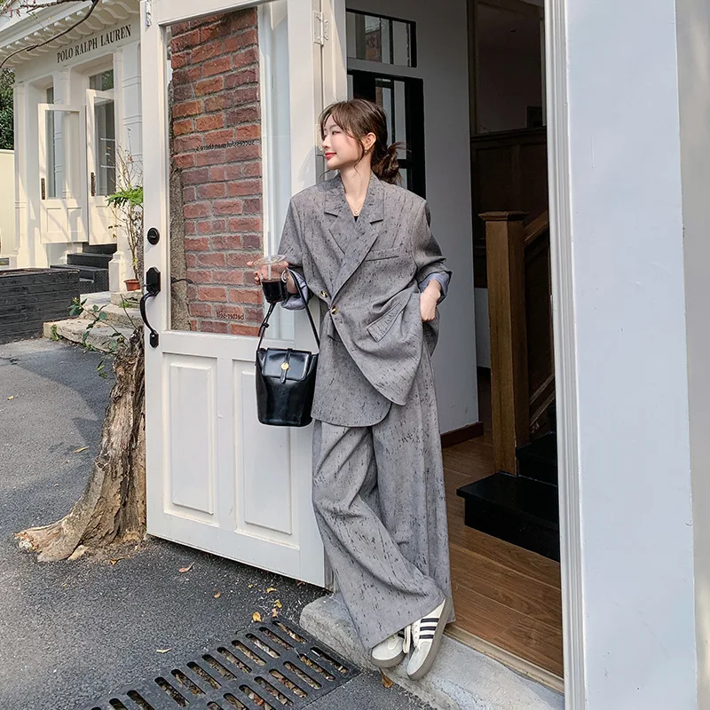 EAEOVNI 2025 Büro Dame Frauen Zwei Stück Set Unregelmäßige Taste Blazer Mantel + Breite Bein Lange Hosen Mode Neue Kleidung temperament