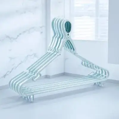 

5Pcs Plastic Windproof Clothes Hangers Non Slip Clamp Design Hangers for Shirts T-Shirts Underwear Scarf Pants Home Wardrobe