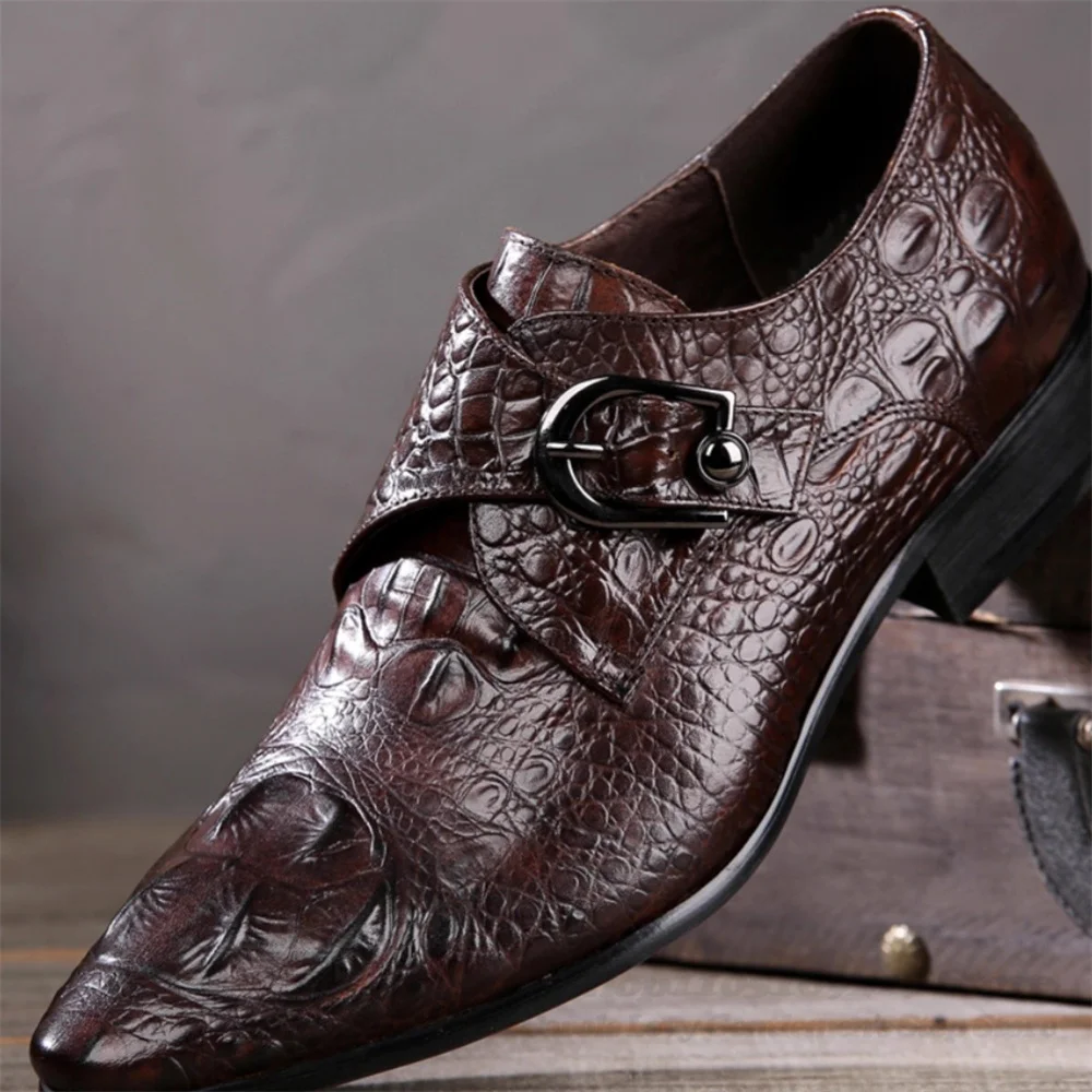 

British Crocodile Pattern Men Shoes Cowhide Leather Buckle Casual Trendy Business Formal Pointed Toe Plus Size Leather Shoes