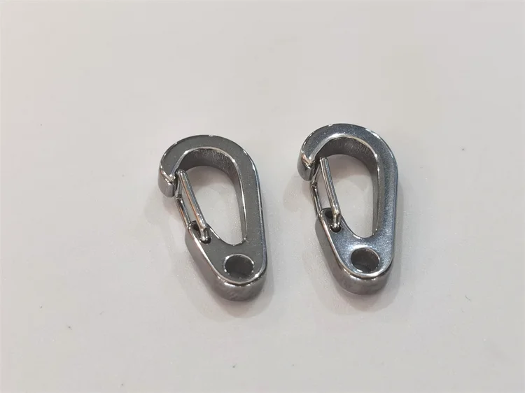 19mm Wholesale Stainless Steel Metal Spring Hook Clips  Keychains Gift  Outdoor Rust-Resistant Carabiners and Pet Leash Clips