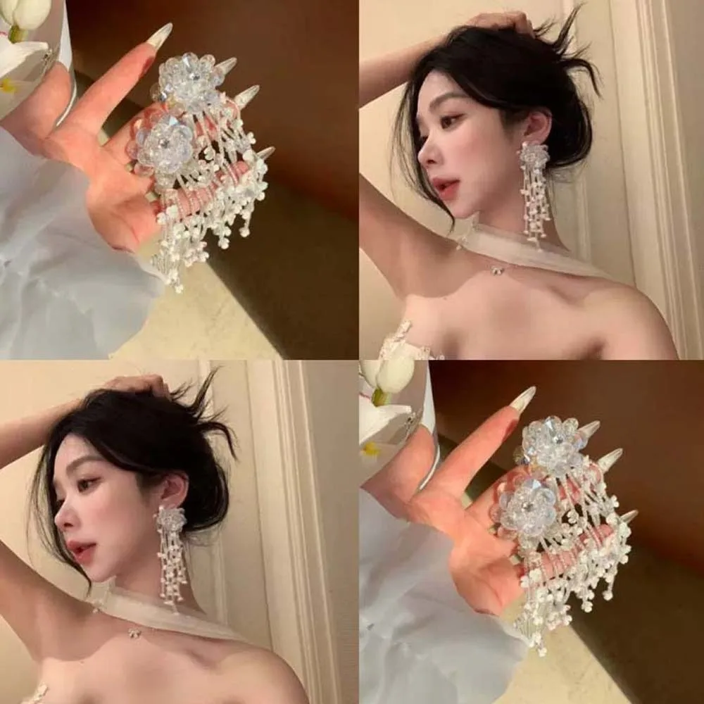

Brilliant Luxury Crystal Beads Ear Drop Rhinestone Shiny Floral Tassel Earrings Jewelry Alloy White Flower Earrings Birthday
