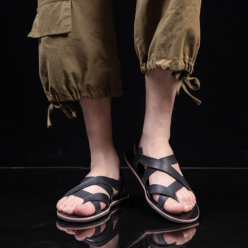 Sandales Rome en cuir véritable pour hommes, chaussures plates décontractées simples, sandales respirantes, conception de ceinture, Parker ouvert,