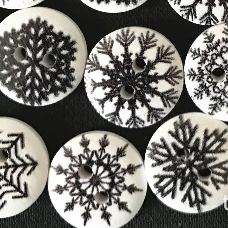 500PC Snowflake Round Wood Buttons Sewing Scrapbooking Gift Handwork Home Clothing Decor 15mm Crafts Accessories Sewing Buttons