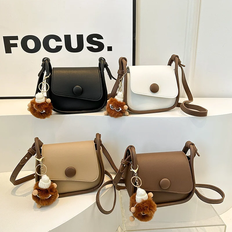 

Trendy Saddle Shoulder Bag Women PU Leather Crossbody Bag Simple Retro Solid Color Flap Messenger Bag Designer Handbags Pouch