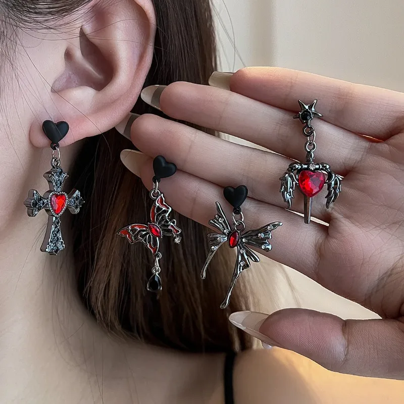 

Vintage Gun Black Red Crystal Gothic Earrings Set Dark Cross Butterfly Stud Earrings Cool Girl Niche Personality Earrings