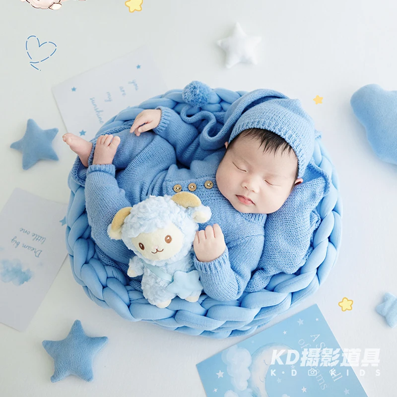 Little Sheep Newborn Photography Outfit Set Knit Jumpsuit with Pom pom Hat Handmade Braided Basket Baby Studio Shooting Prop