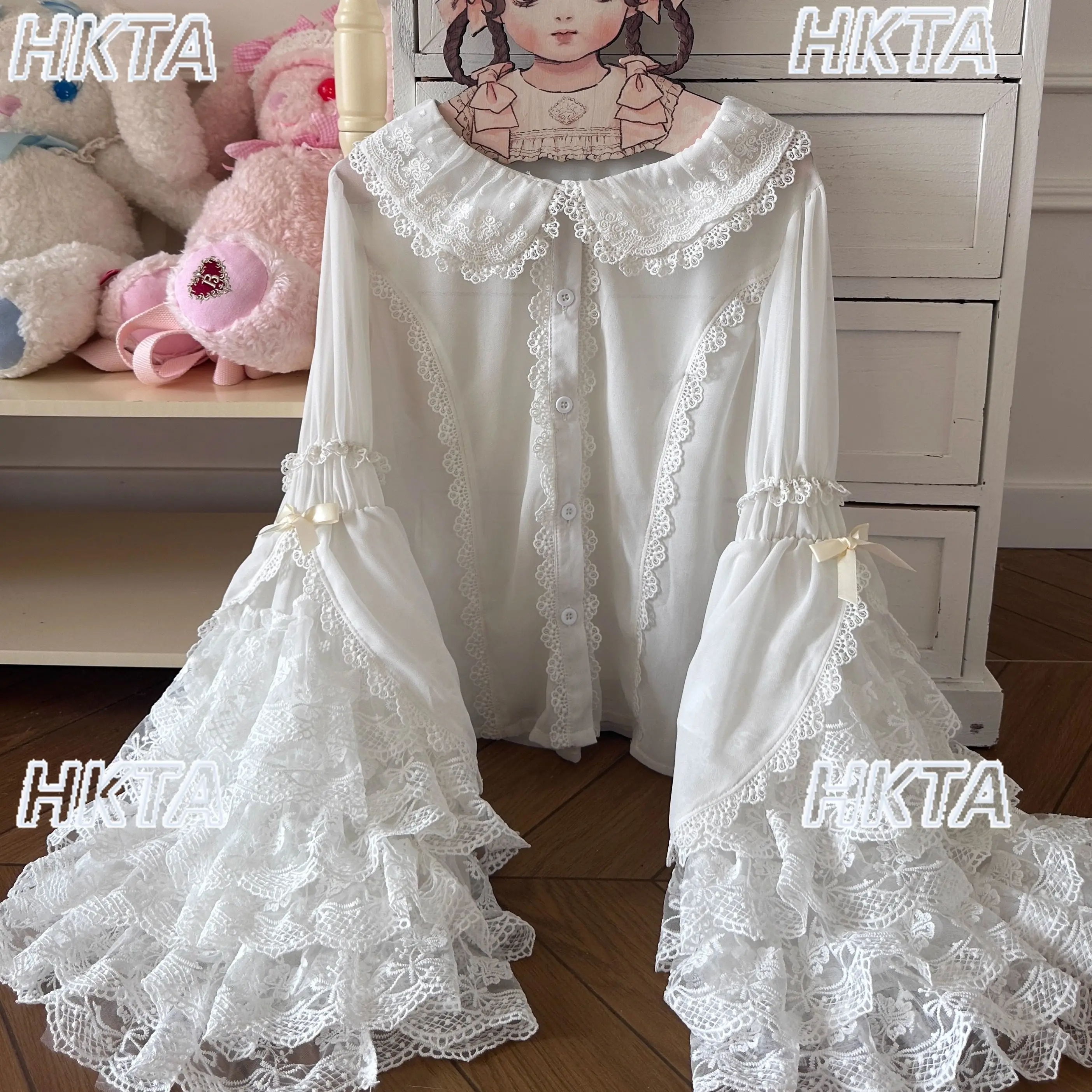 Japonais Cascade dentelle corne à manches longues col de poupée élégant chemise noire à l'intérieur de l'hiver doux arc Lolita mousseline de soie haut femmes