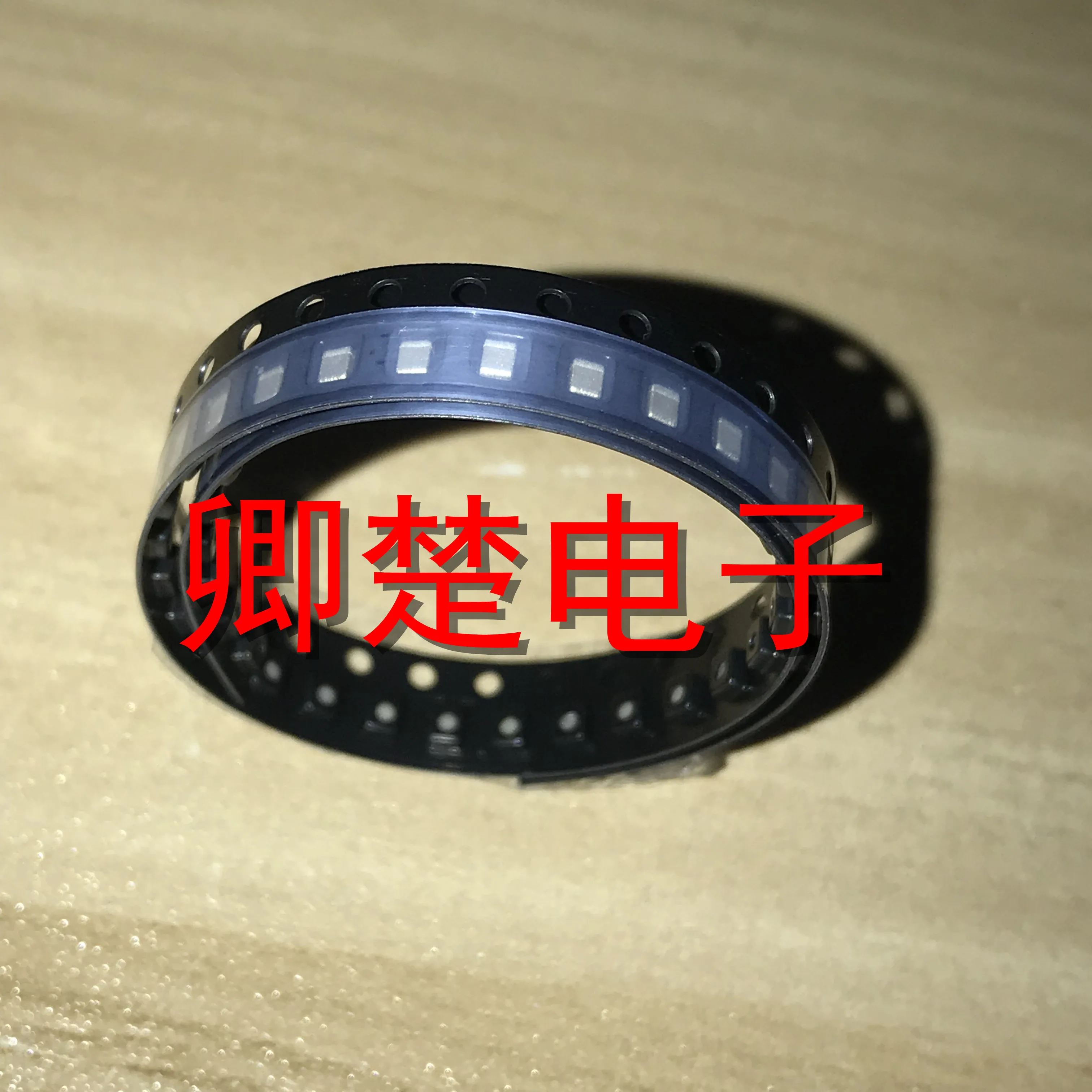 DFE201610E - 2 r2m = P2 0806 2.2 euh 20% 5.5 UN RDC = 0.026 ohms nouveau et original