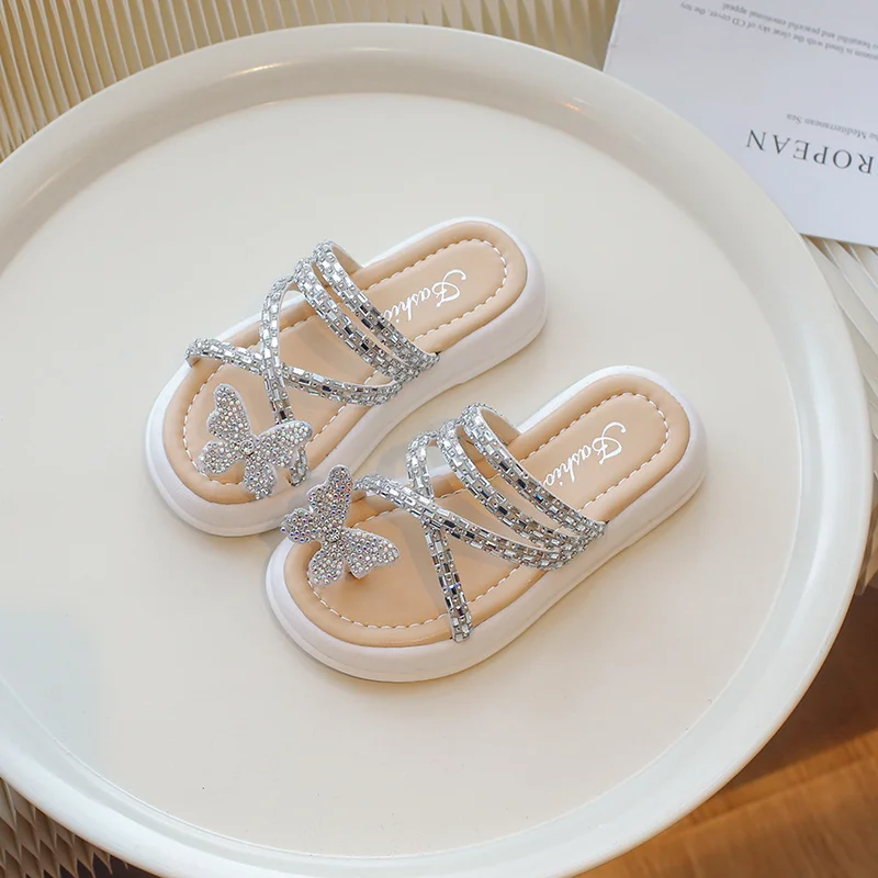 Summer Fashion Kids Comfortable Elegant Crystal Butterfly Elegant Beach Flat Bottom Beautiful Baby Girl Children Student Sandals