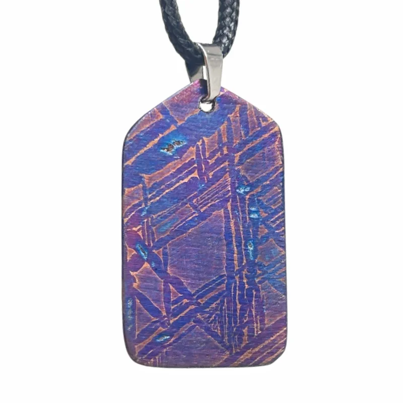 collier-pendentif-en-meteorite-muonionalusta-bleue-bijoux-cosmiques-tendance-pour-hommes-lk359