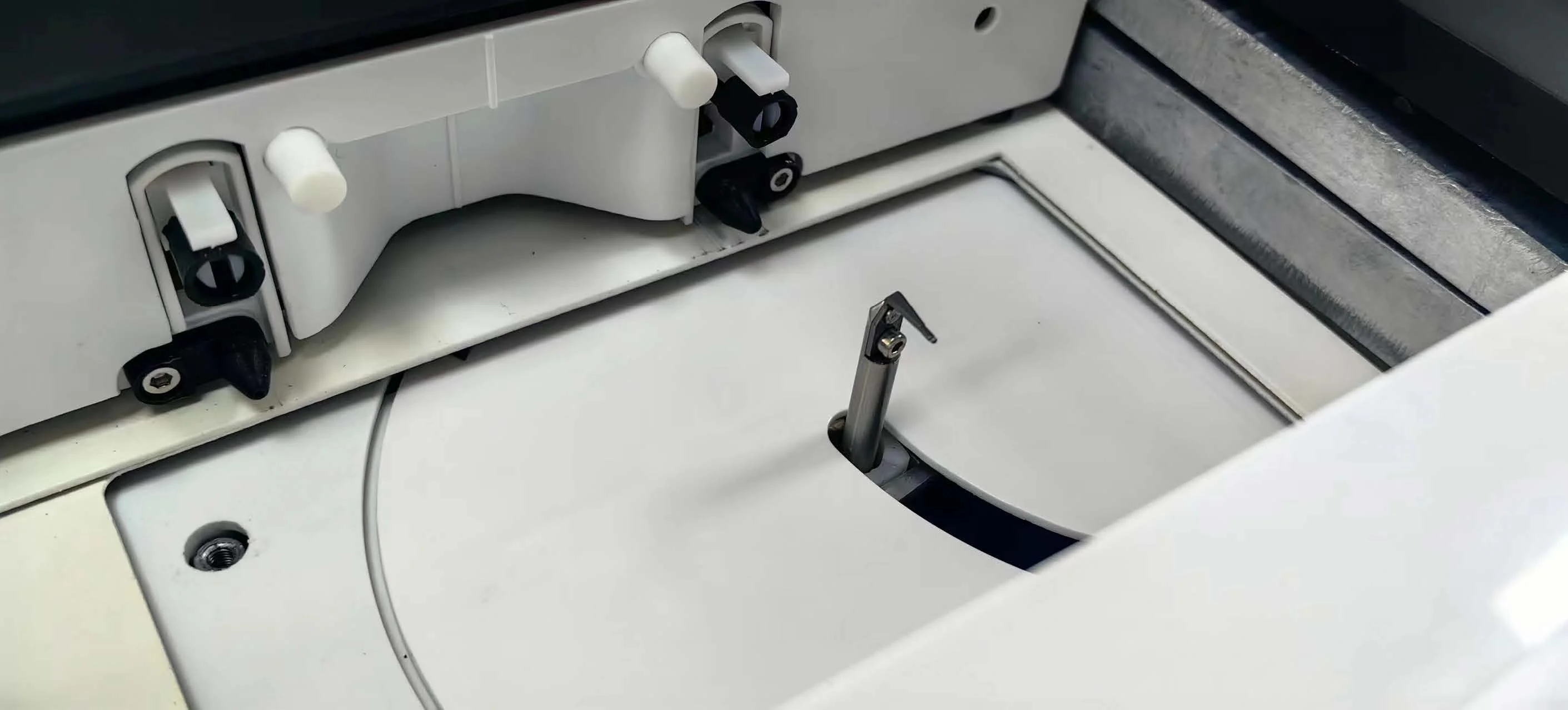 ALE-2000G Built-in High-precision Optical Scanner 8-inch HD LCD Touch Screen Patternless Auto Lens Edger