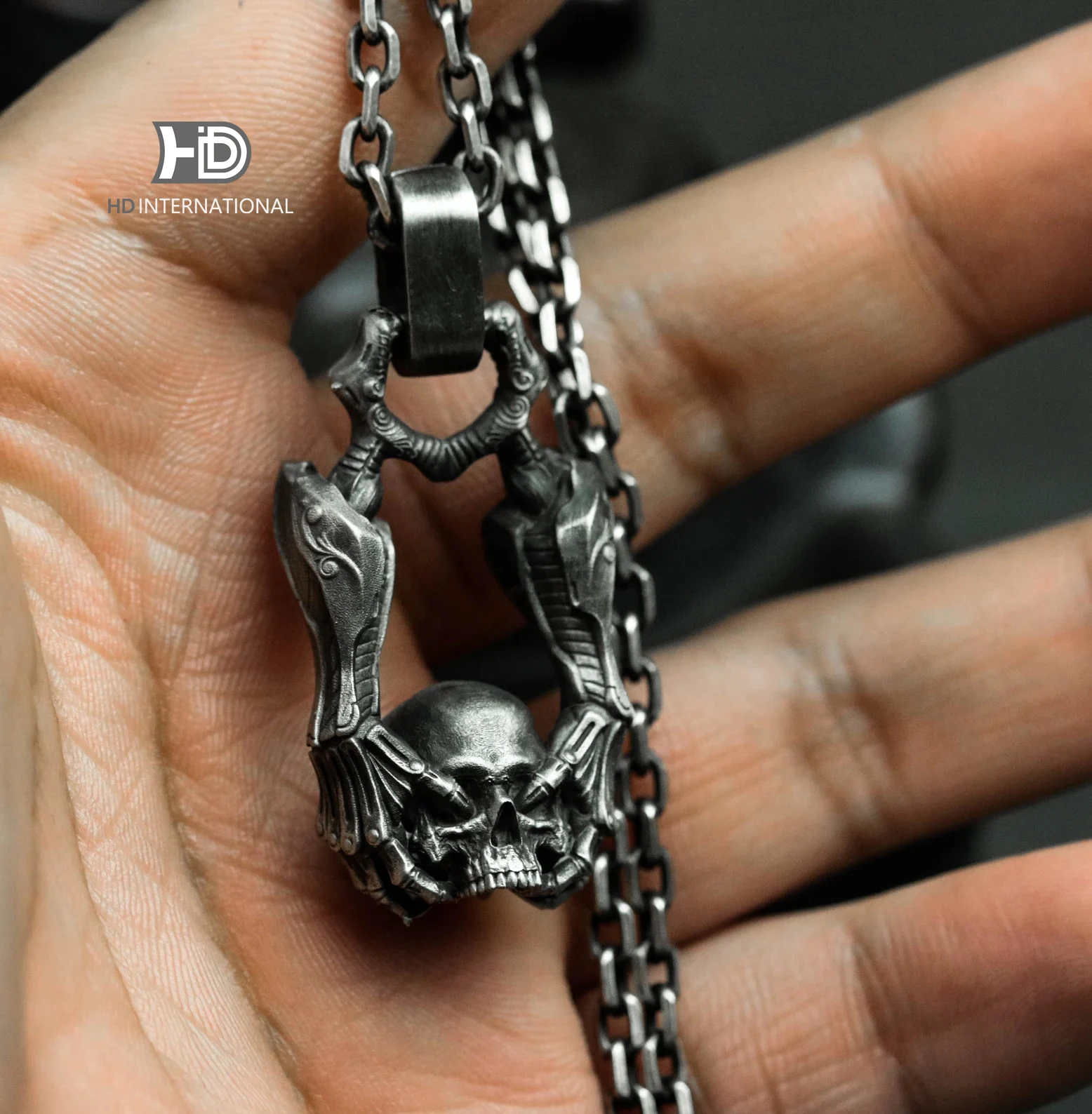 925 silver skull hand pendant, mechanical skull, Dr. Computer skull pendant future warrior jewelry