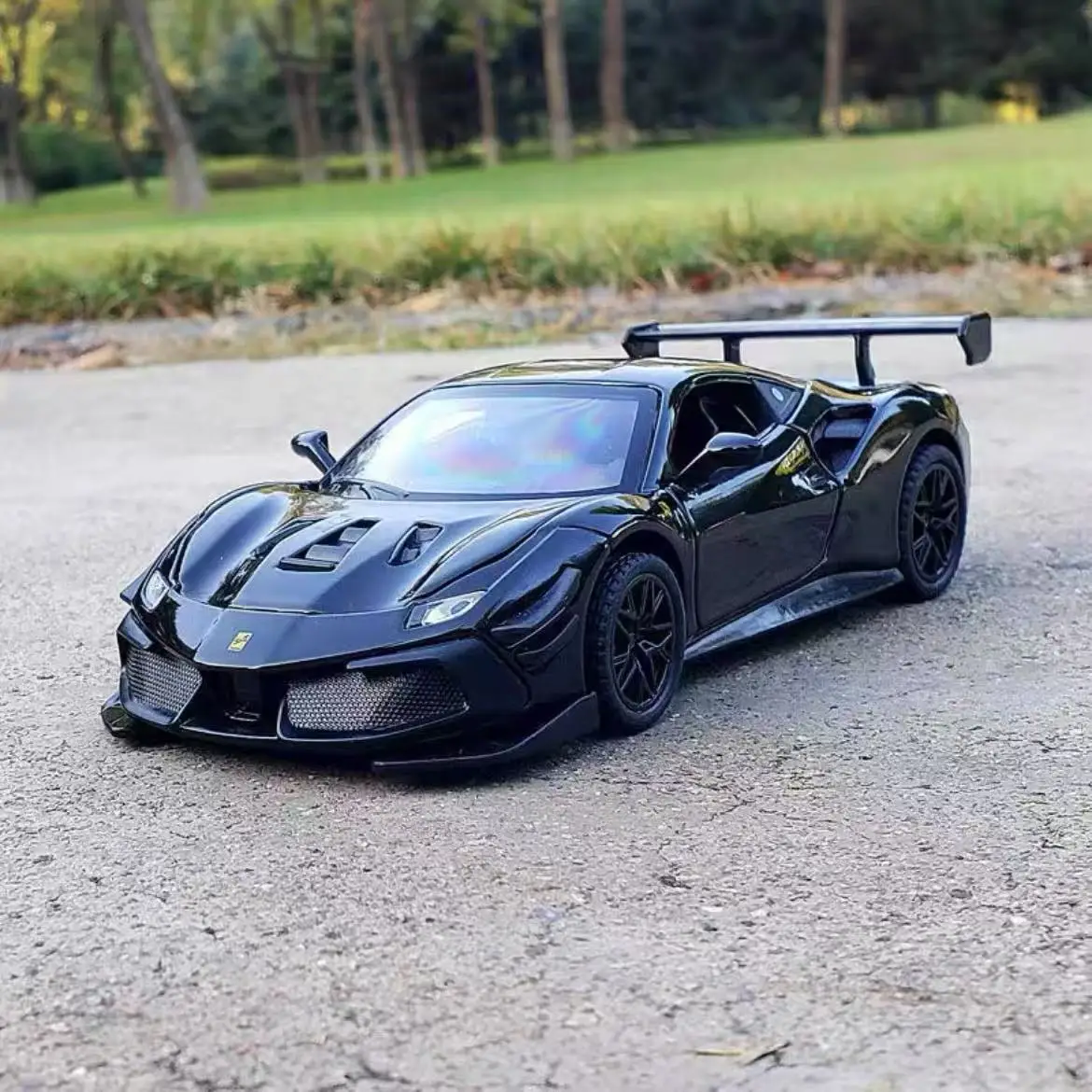 1: 32 Ferrari 488 supercar z dźwiękiem i lekkim stopem, tylna ciągnąca zabawka dla dzieci, modne zabawki dla dzieci
