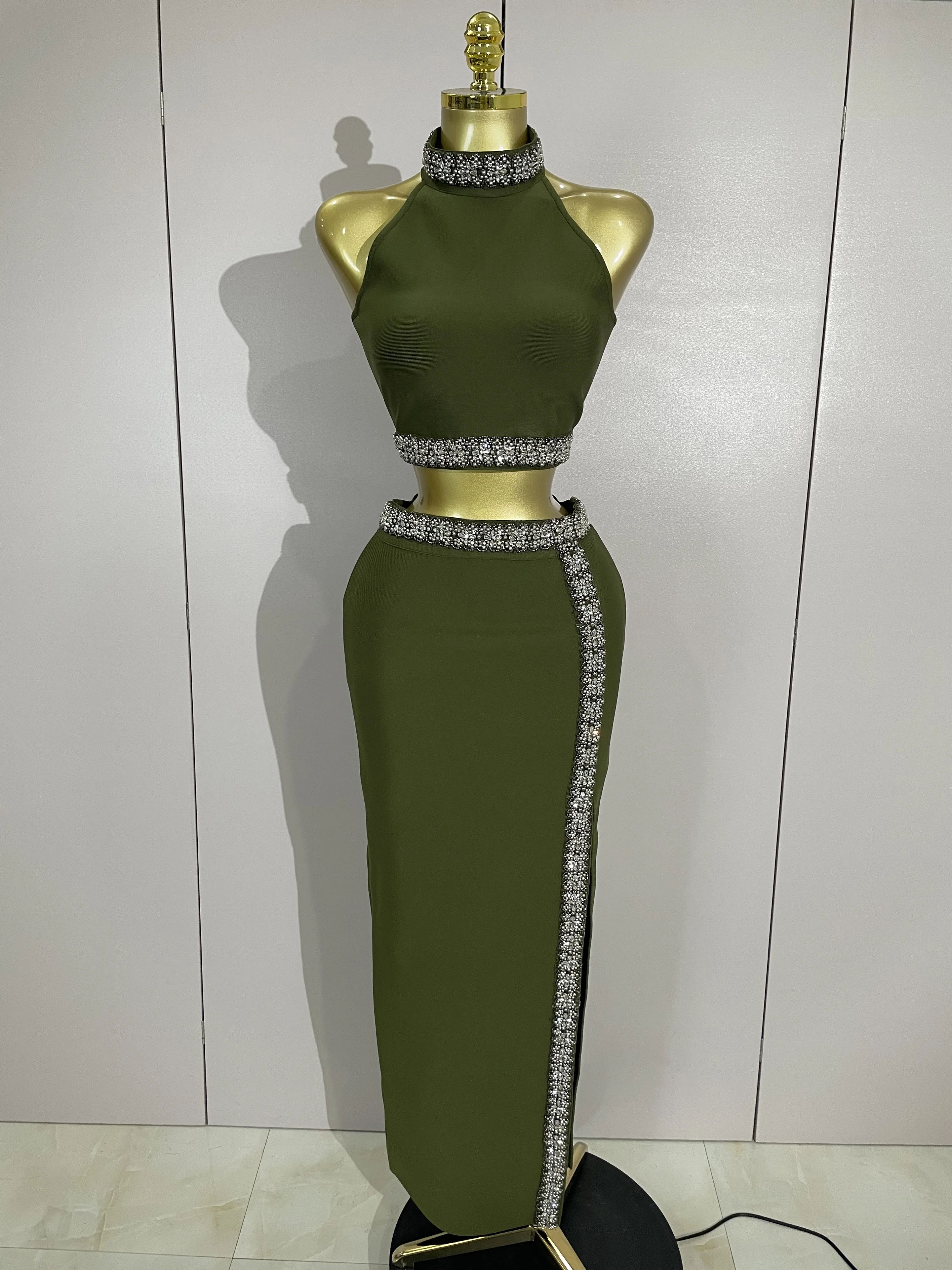 

Luxury Birthday Party Dress Elegant Sparkly Beading Diamond Side Split Two Piece Set 2025 Celebrity Evening Wedding Guest Gowns