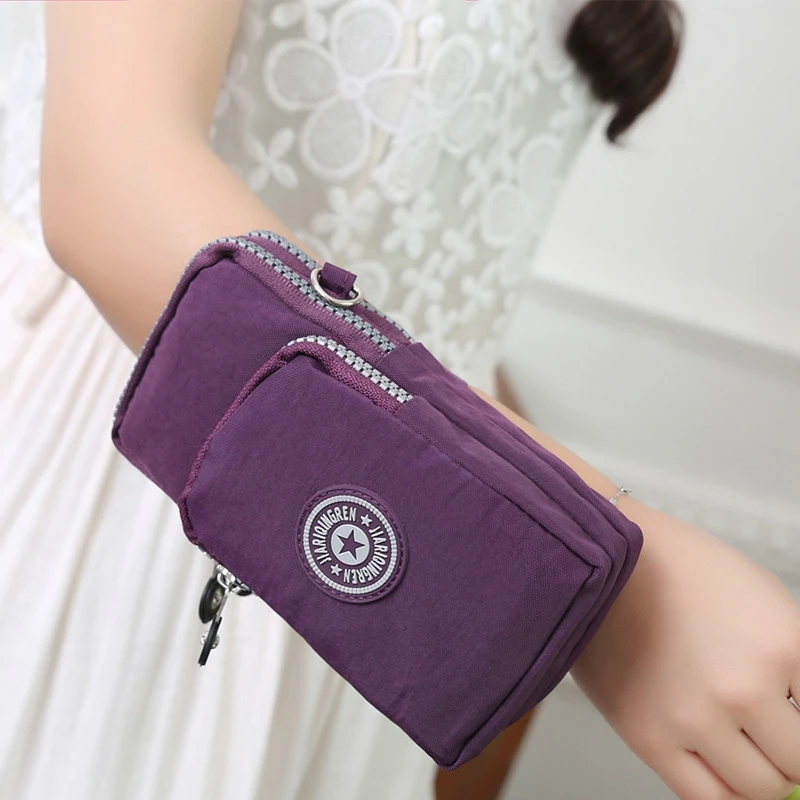 

Crossbody vertical mobile phone bag Hanging arm bag Portable walking small bag Fashionable and versatile Multi-functional in
