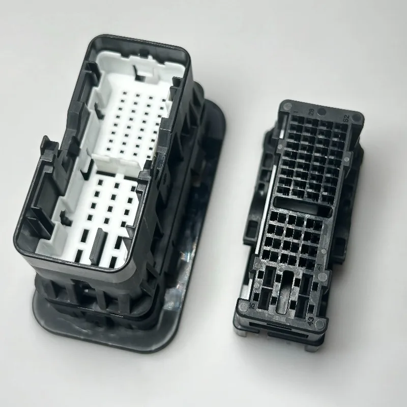2PCS 2393972-1/2394446-1 Original 52 Hole, Auto, Connector Door Plug, Wiring Harness 2396175-1 Male lock