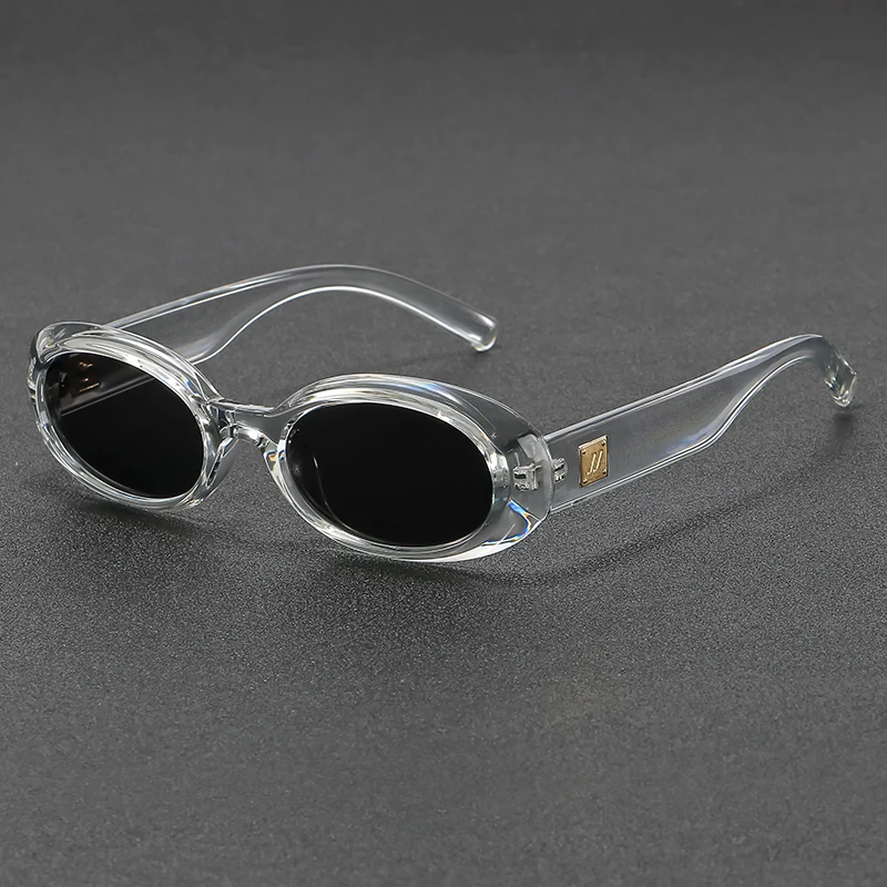 

Small-framed oval-shaped Korean-style sunglasses are fashionable, retro, versatile and personalized