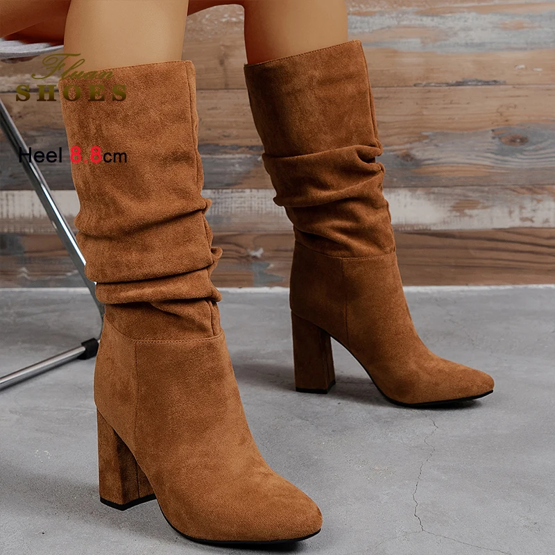 Botas de caballero plisadas de moda para mujer, color camel, para primavera y otoño, con tacón grueso de 8.8 cm, punta redonda, botas altas hasta la rodilla, botas altas arrugadas