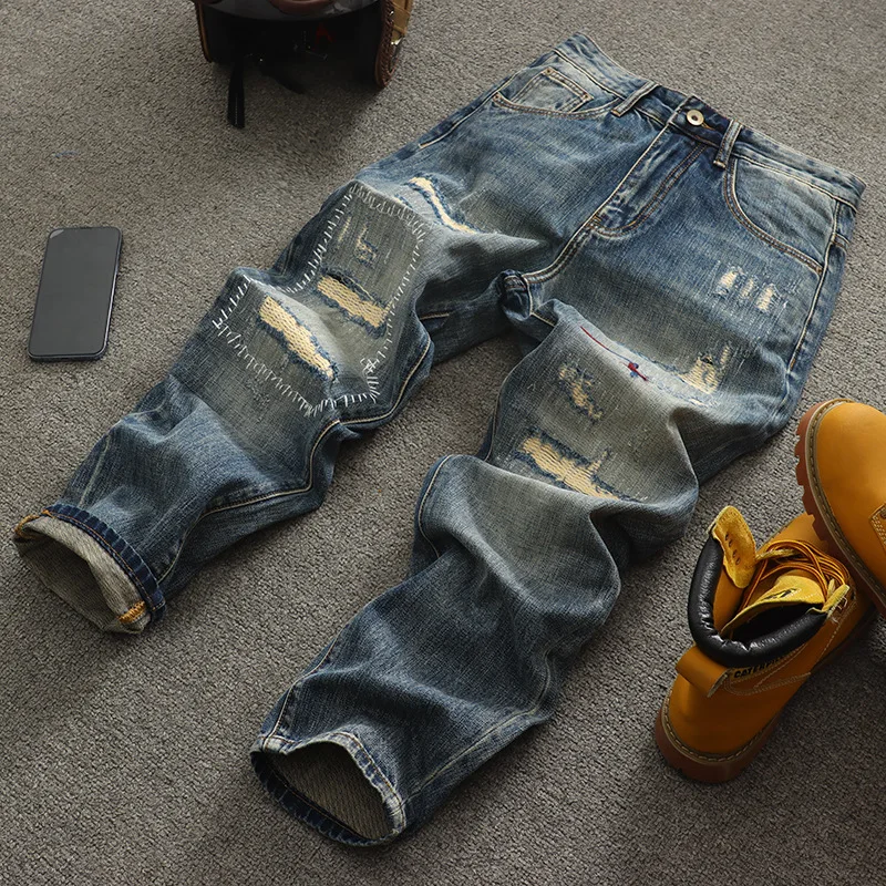 

Модные свободные прямые джинсы в американском стиле ретро с рваными нашивками для мужчин, модная уличная одежда, классные и ностальгические брюки