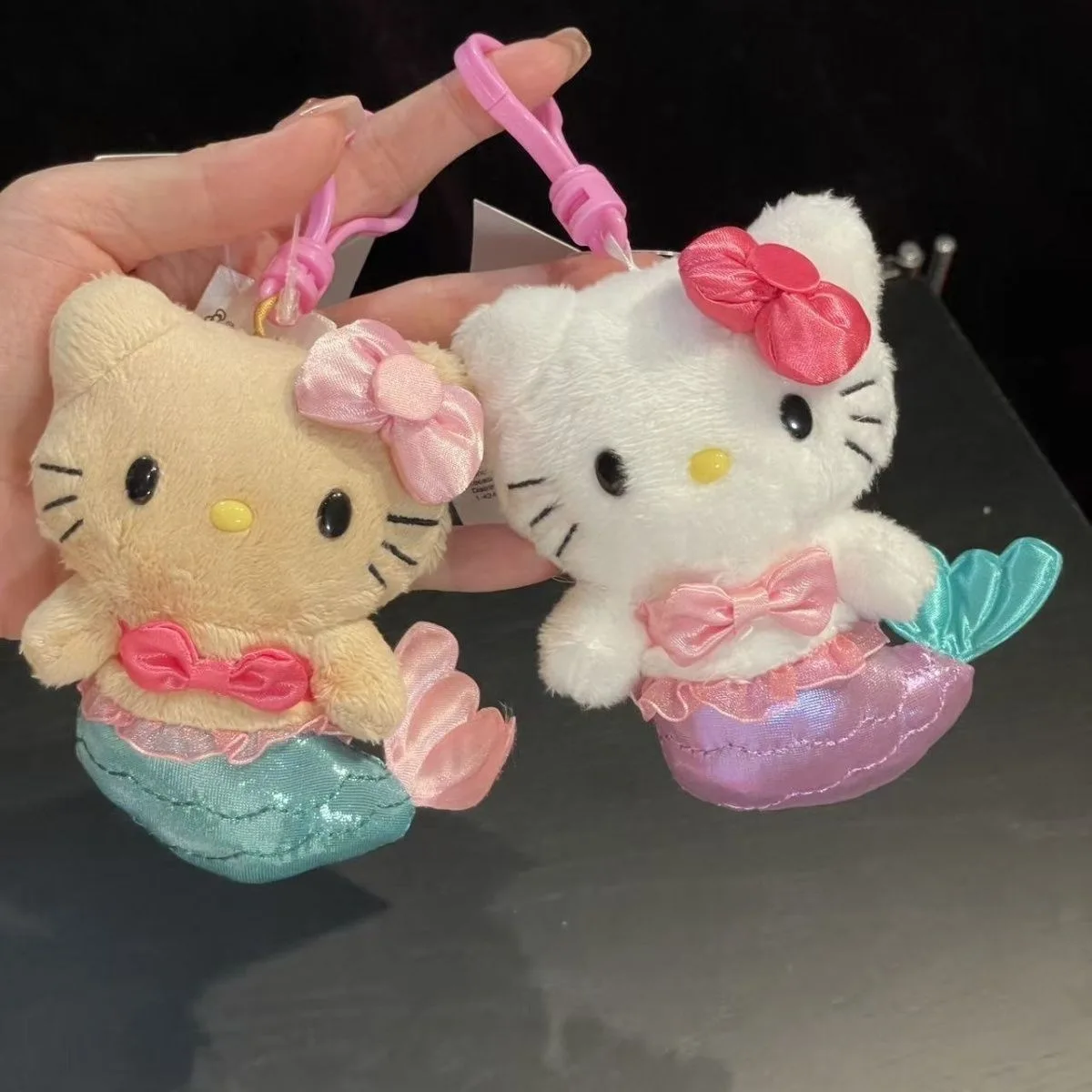 

Лазерная русалка Kt Cat Сумка Подвеска Черно-белая кожаная гавайская подвеска для отправки подруг для отправки подруг