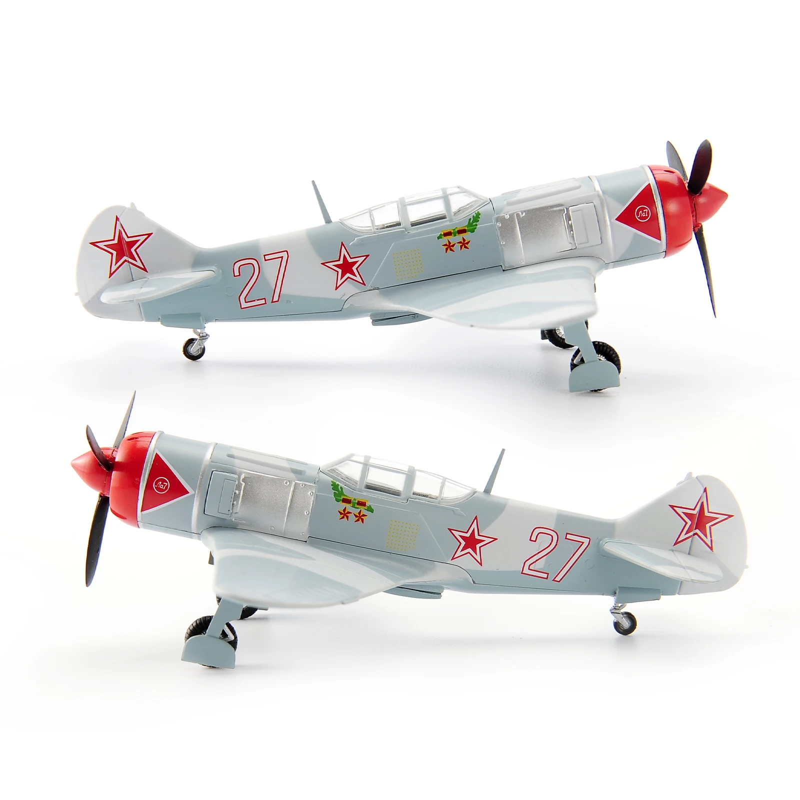 1/72 Soviet Air Force La-7 Plane Model For Cars Vehicles Toys Micro Photography Collection Home Decoration