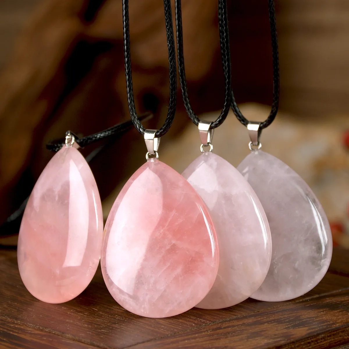 الأزياء الوردي كريستال قلادة بسيطة الحجر الطبيعي قطرة قلادة قلادة هدية مثالية للأشخاص