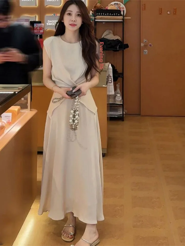 

2025 Summer New Arrival Slimming Versatile f Skirt Set Belted Asymmetrical Top Bot Ensemble for Faionable Women