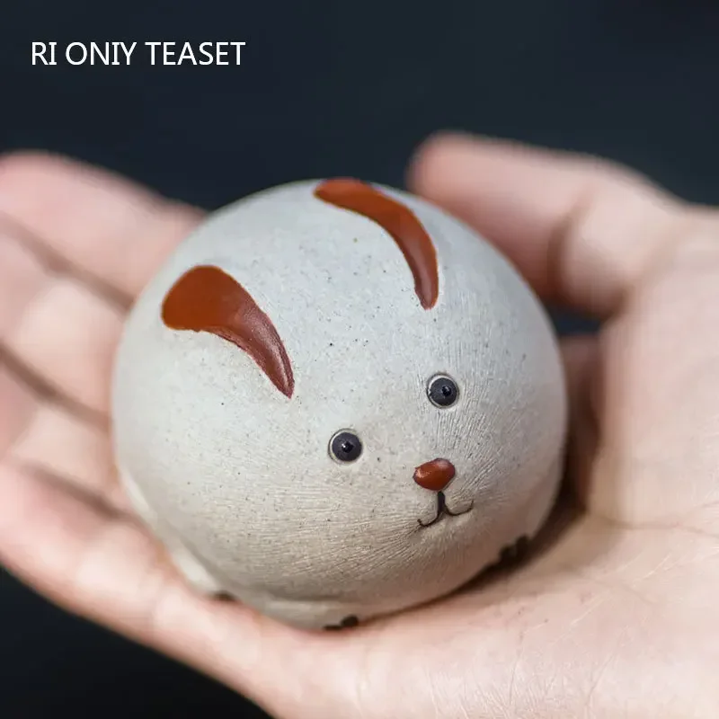 

Yixing Purple Clay Tea Pet Chinese Zodiac Rabbit Statue Ornaments Tea Figurine Craft Handmade Sculpture Zisha Tea Set Decoration