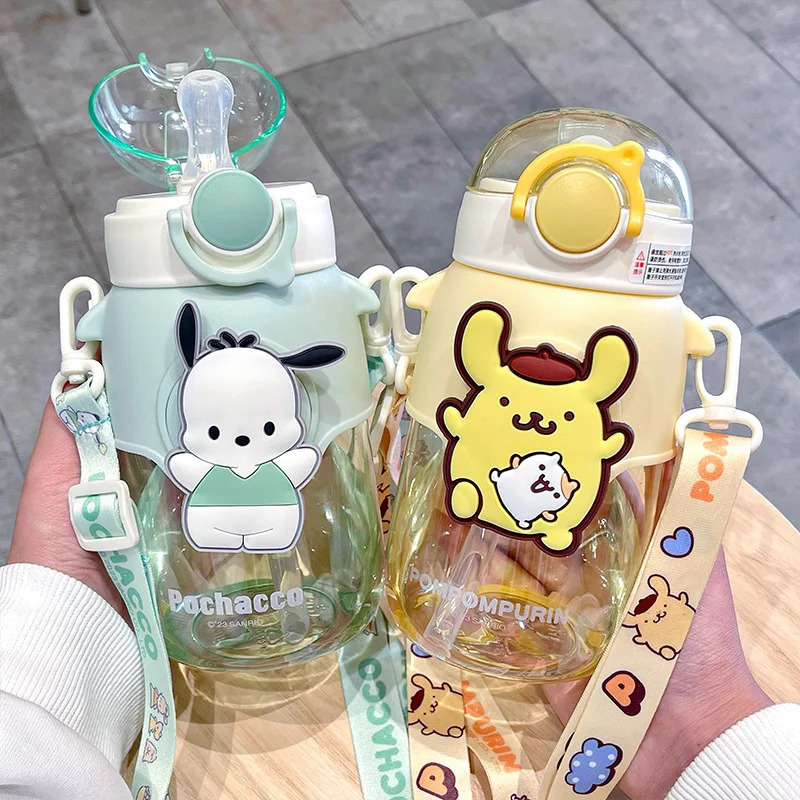 690ml Sanrio Large Capacity Water Bottle Cinnamoroll Kuromi Pachacco Portable Straw Water Cup for Outdoor Sports Fitness