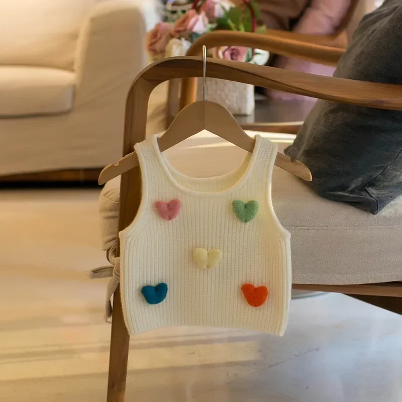 

Ins Autumn Winter Children Girl Tops Knitwear Round Neck Casual Baby Girl Sweaters Love Pattern Brushed Tight Kid Girl Waistcoat