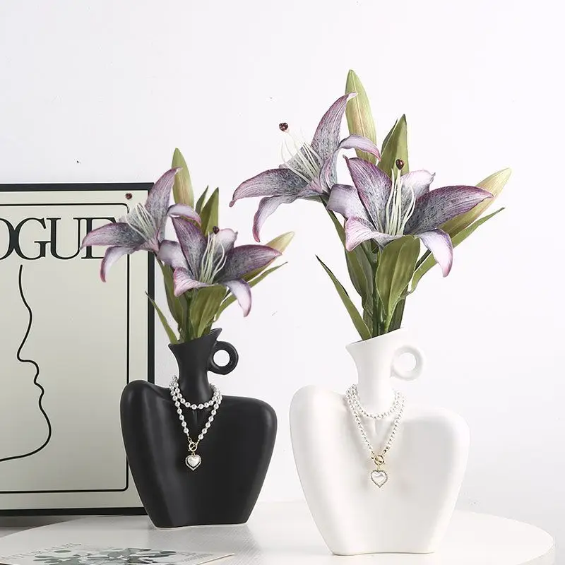 

Nordic Luxury Home Decor Ceramic Portrait Vase Restaurant Creative Flower Vase Aesthetics Design Vases