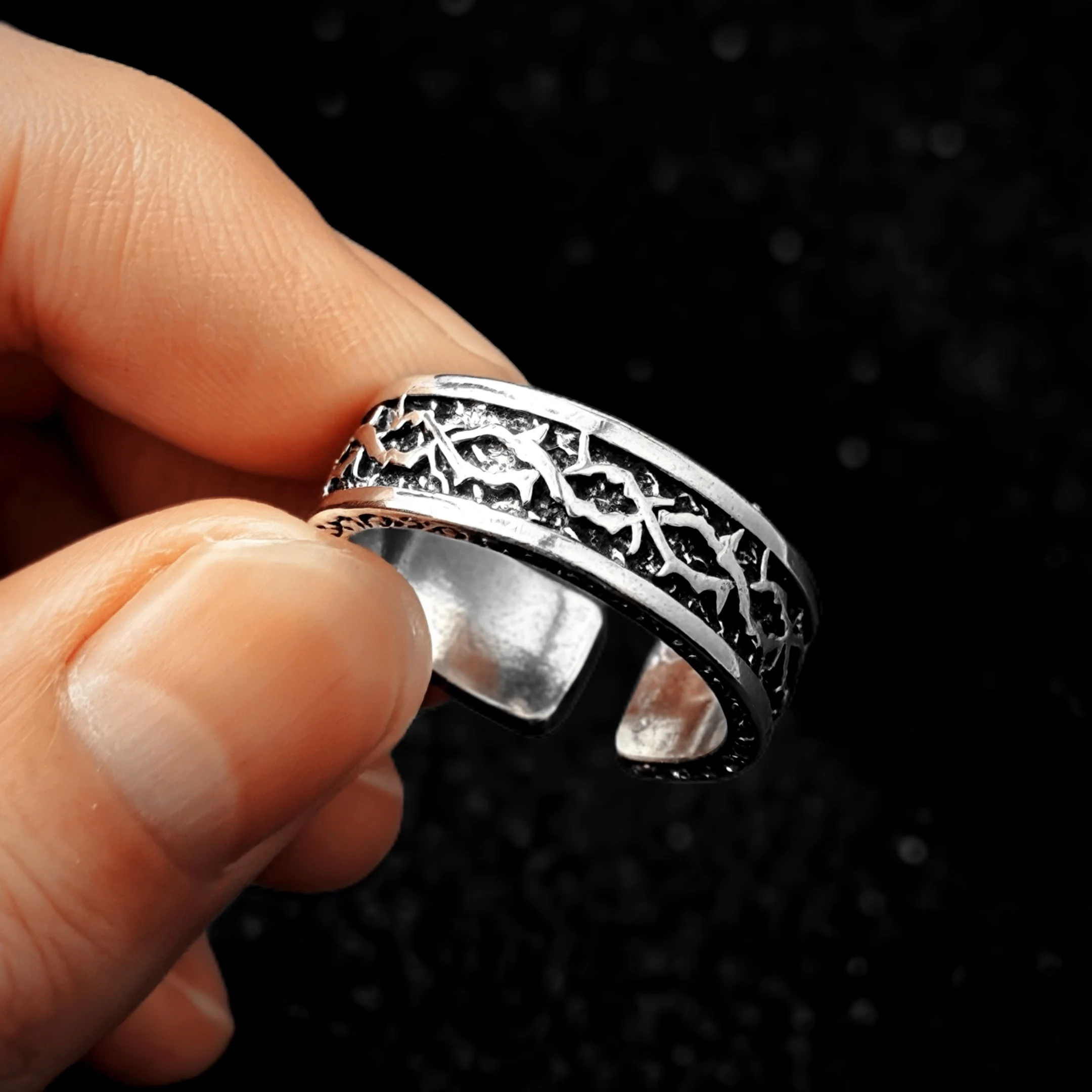 Retro „Thorn Path“ verstellbarer offener Ring für Männer, versilbertes Kupfer, Punk, Gothic, edgy, Schmuck, Unisex, trendige Accessoires, Geschenk
