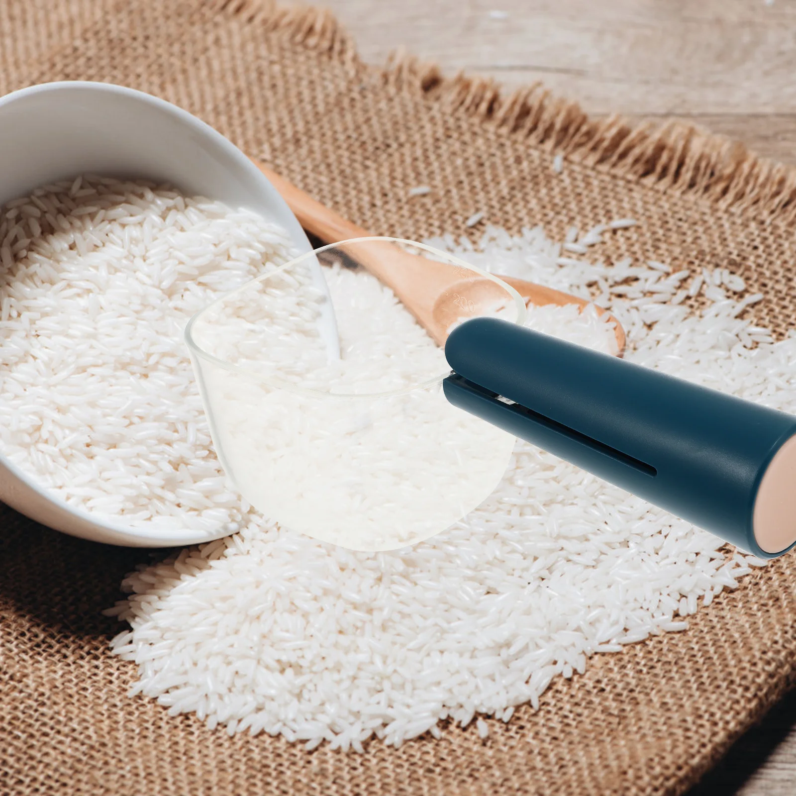 

Professional Multi-Functional Rice Spoon High-Quality ABS Material Ergonomic Design Clear Scale Measuring Tool for Kitchen