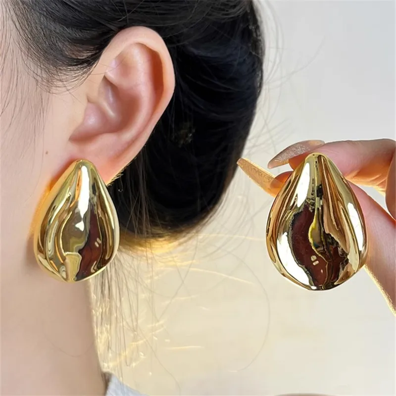 Simple Irregular Me… - image