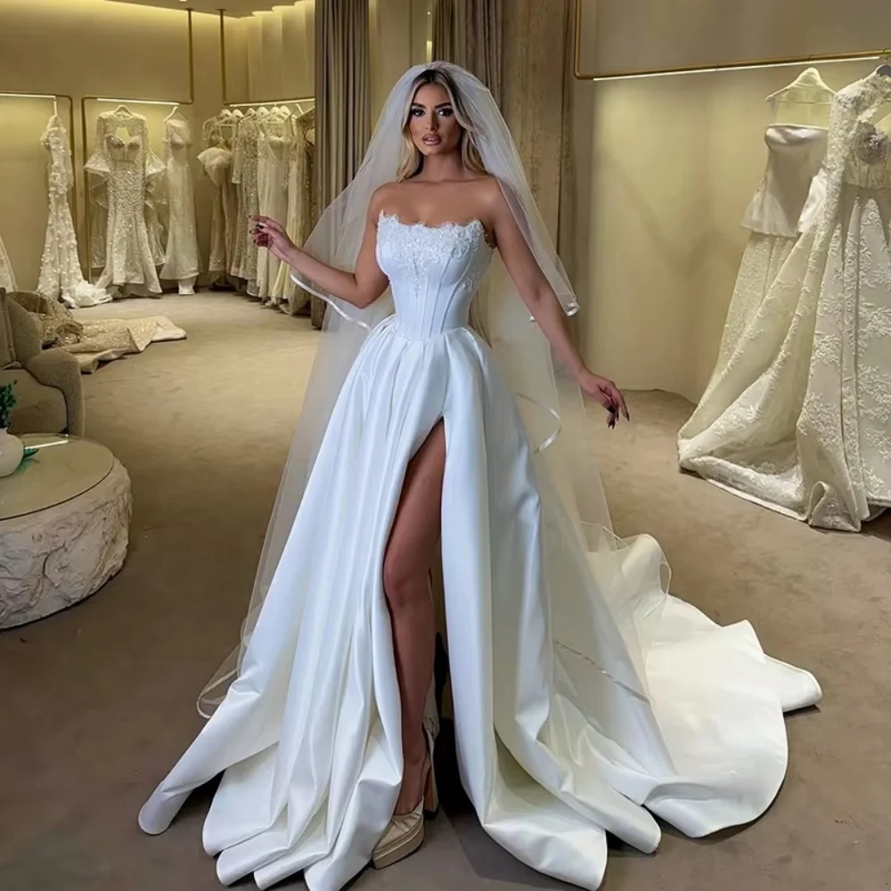 

Customized Exquisite Strapless Lace Applique Wedding Gown Charming A-line Sleeveless High Split Bridal Dresses Vestidos De Noiva