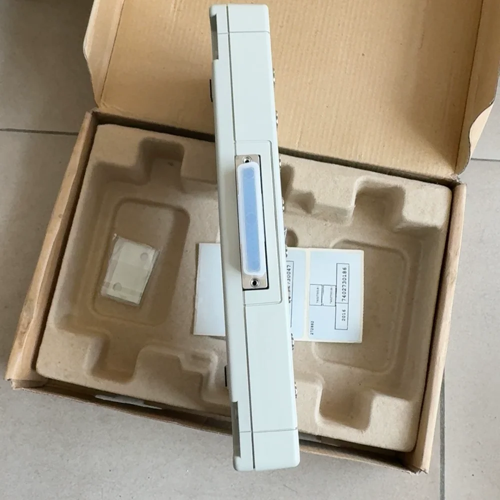 

Wide Temperature Industrial Network Server Gateway MB3270 I-T