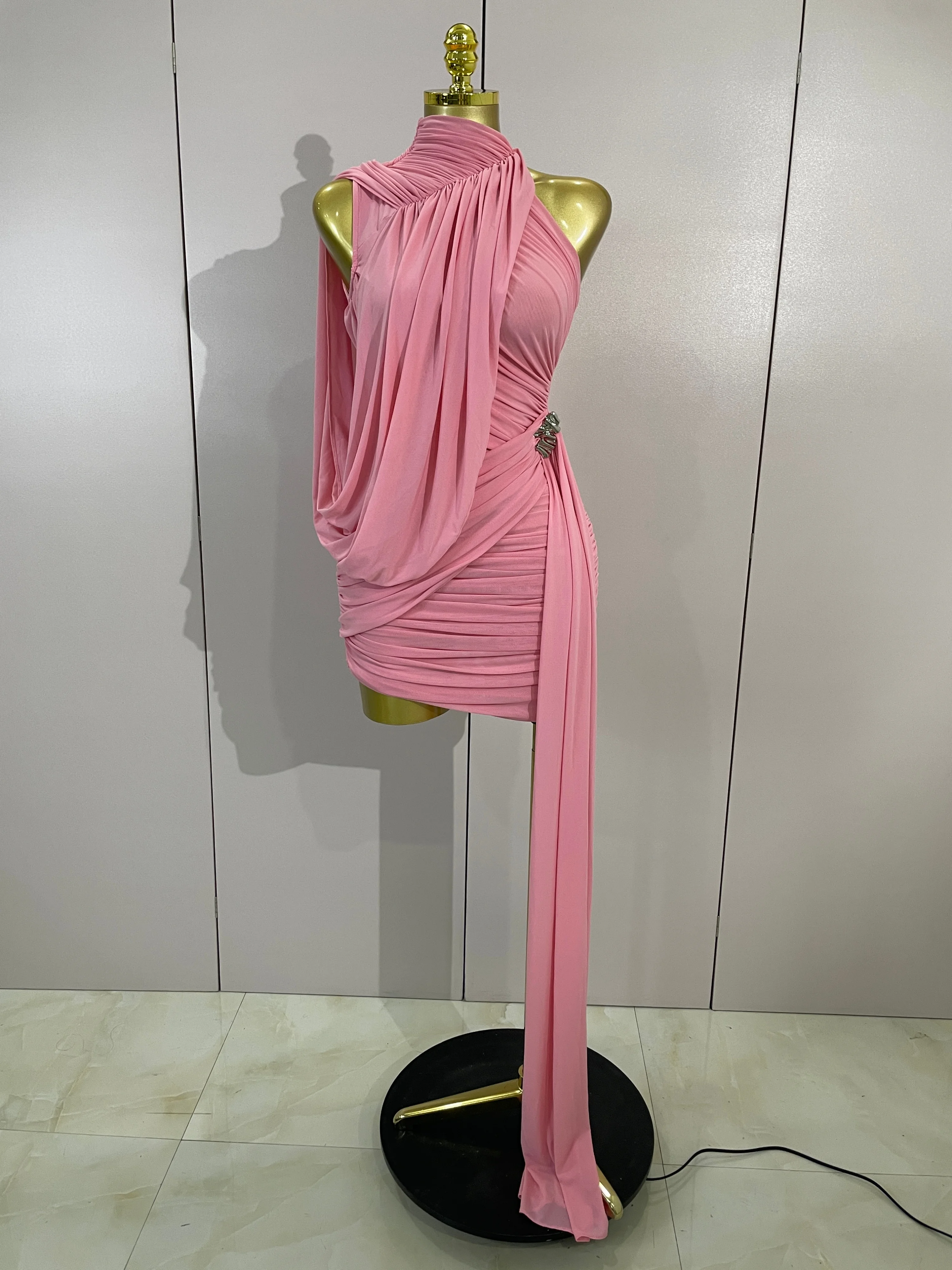 

Woman Sexy Off Shoulder Ruched Mesh Tassel Bodycon Mini Dress Elegant Celebrate Asymmetrical Eveing Prom Party Cocktail Dress