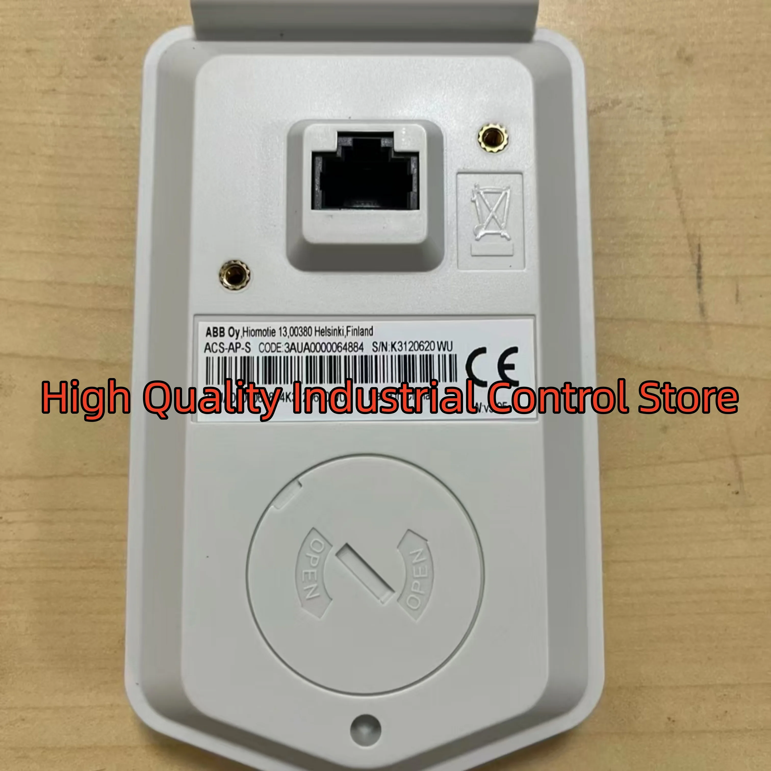 

A30-30-01 AC110V новый в коробке ACS-AP-S новый