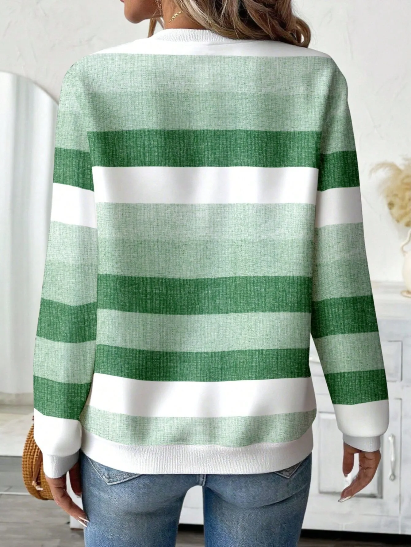 Casual Zipper Hoodie with Regular Fit Mid Length Japanese Korean Casual Digital Print Long Sleeve Striped Spring Women Hoodie
