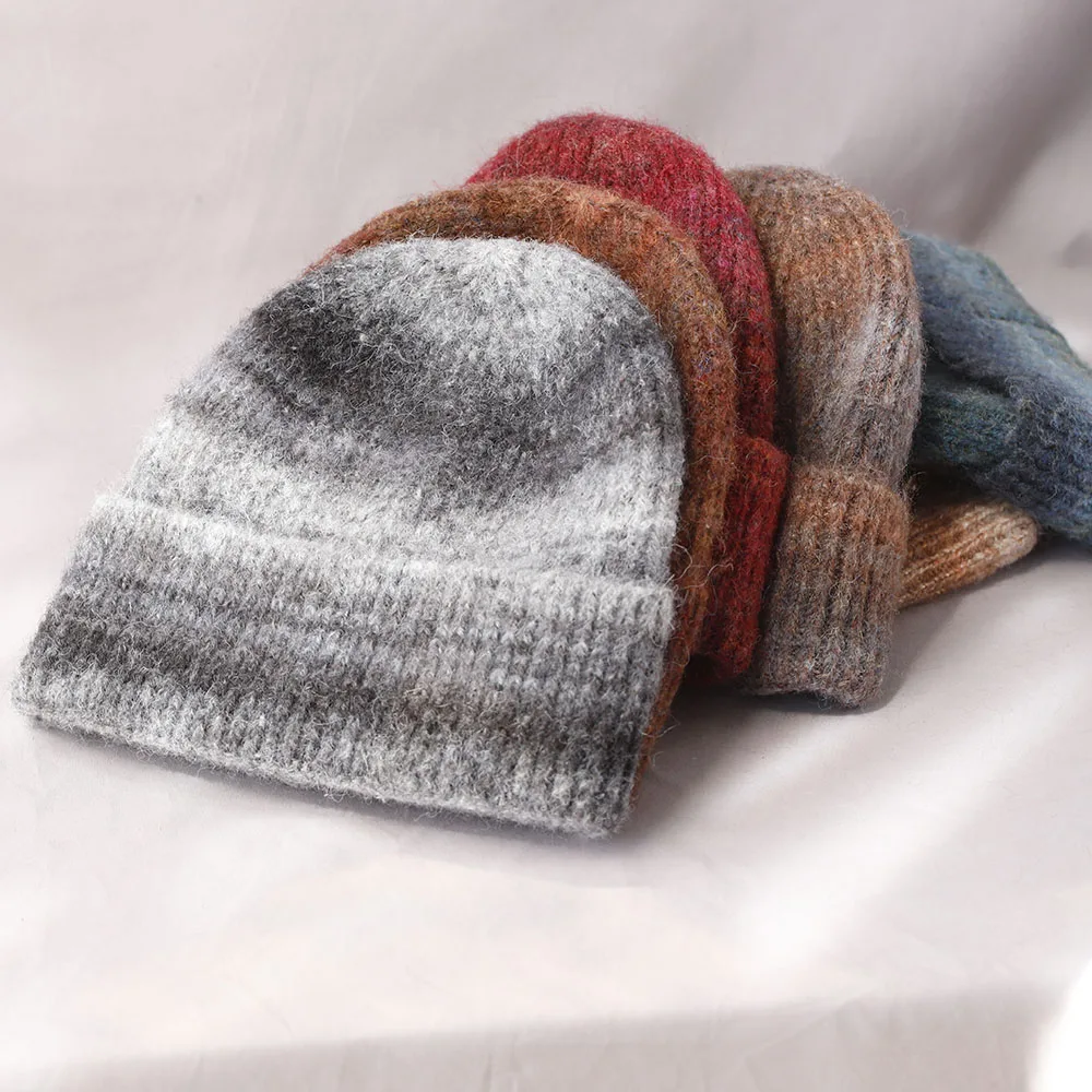2025 Neue Y2K Trendige Wintermütze, Wollmützen für Damen, Modische Warme Beanie-Mützen, Damen-Regenbogen-Farbverlauf-Kopfbedeckung – Detail 5