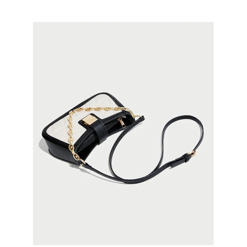Shoulder Bag Fashion PU Underarm Bag 2023 New Trend Women's Bag Rhombus Design Chains Square Bag Simple All-match Crossbody Bag