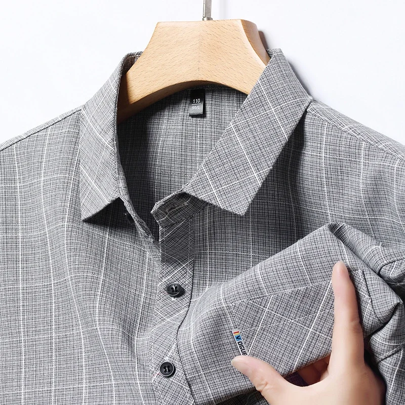 New Men\'s Business Casual Short Sleeved Printed Shirt with Wrinkle Resistance No Ironing Comfortable All Season Versatile Top