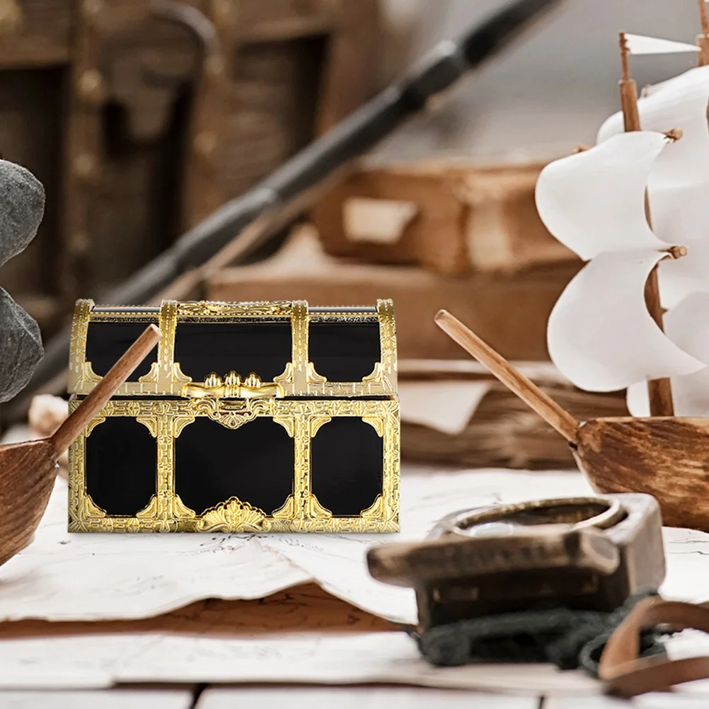 

6Pcs Creative Treasure Chest Candy Boxes for Wedding Party Favor Plastic Candy Containers for Halloween Birthday